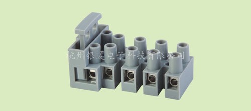 保险丝接线端子801